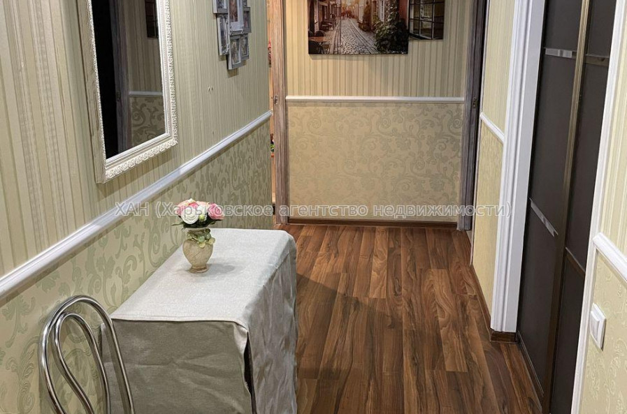 Продам квартиру, 3  ком., 66 м², советский ремонт 