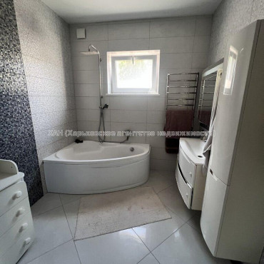 Продам будинок, Боевая ул. , 120 м², 5 соток, капитальный ремонт 