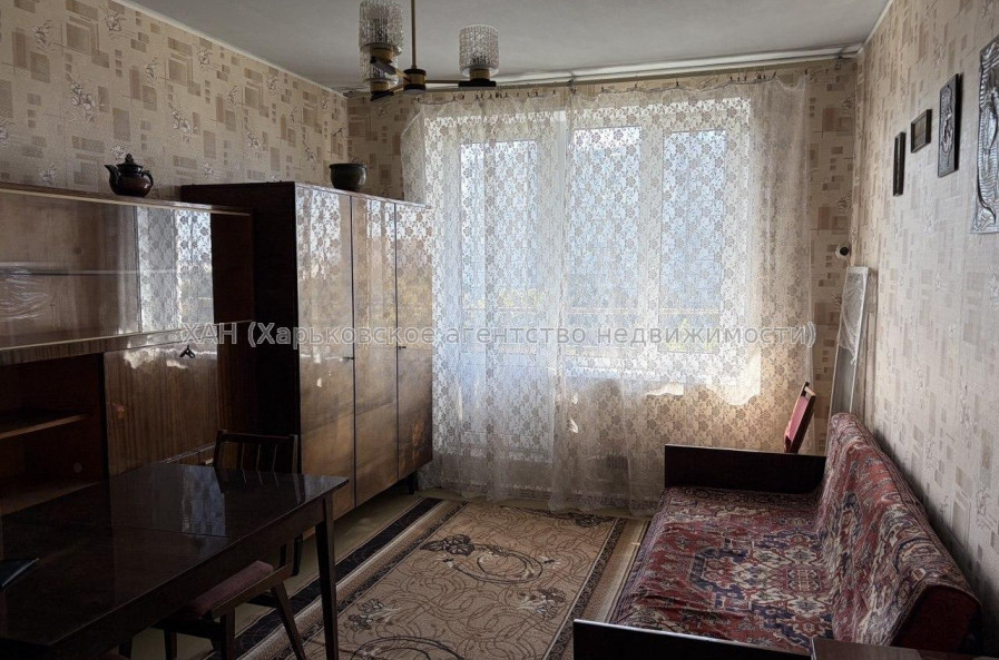 Продам квартиру, Непокоренных ул. , 33 , 1  ком., 33 м², косметический ремонт 