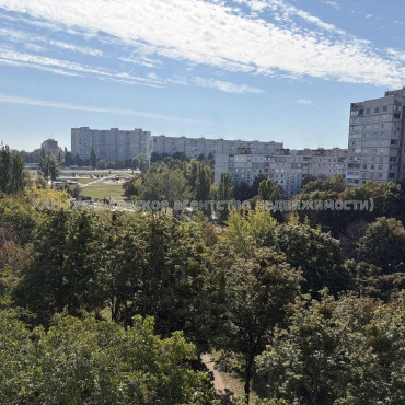 Продам квартиру, Непокоренных ул. , 33 , 1  ком., 33 м², косметический ремонт 