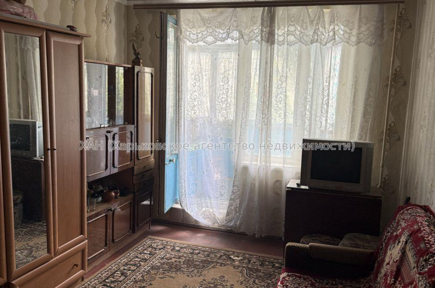 Продам квартиру, Валентиновская ул. , 1  ком., 34 м², косметический ремонт 