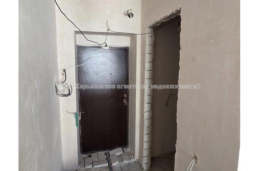 Продам квартиру, Драгоманова ул. , 1  ком., 26 м², без отделочных работ 