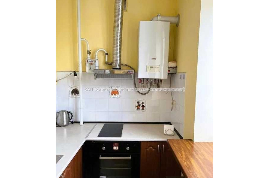 Продам квартиру, Дмитриевская ул. , 3  ком., 63.80 м², евроремонт 