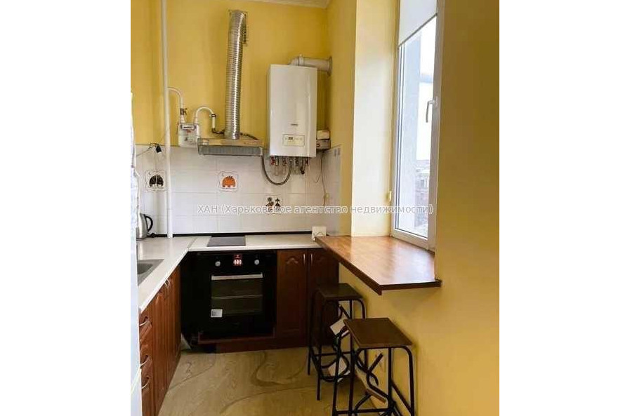 Продам квартиру, Дмитриевская ул. , 3  ком., 63.80 м², евроремонт 