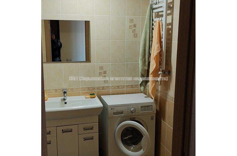 Продам квартиру, Дмитриевская ул. , 3  ком., 63.80 м², евроремонт 