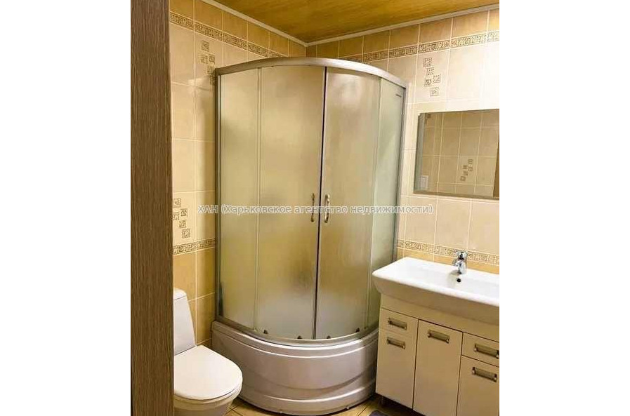 Продам квартиру, Дмитриевская ул. , 3  ком., 63.80 м², евроремонт 
