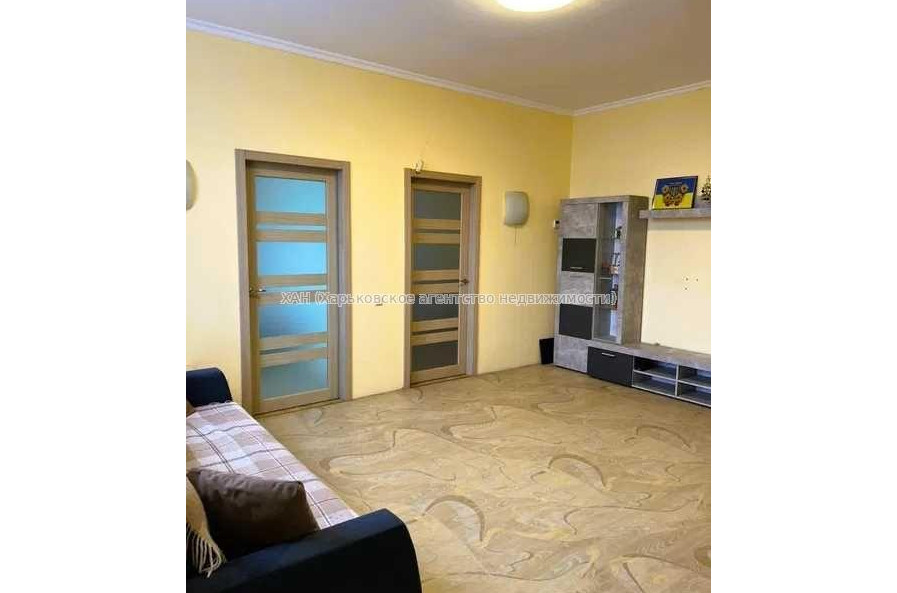 Продам квартиру, Дмитриевская ул. , 3  ком., 63.80 м², евроремонт 