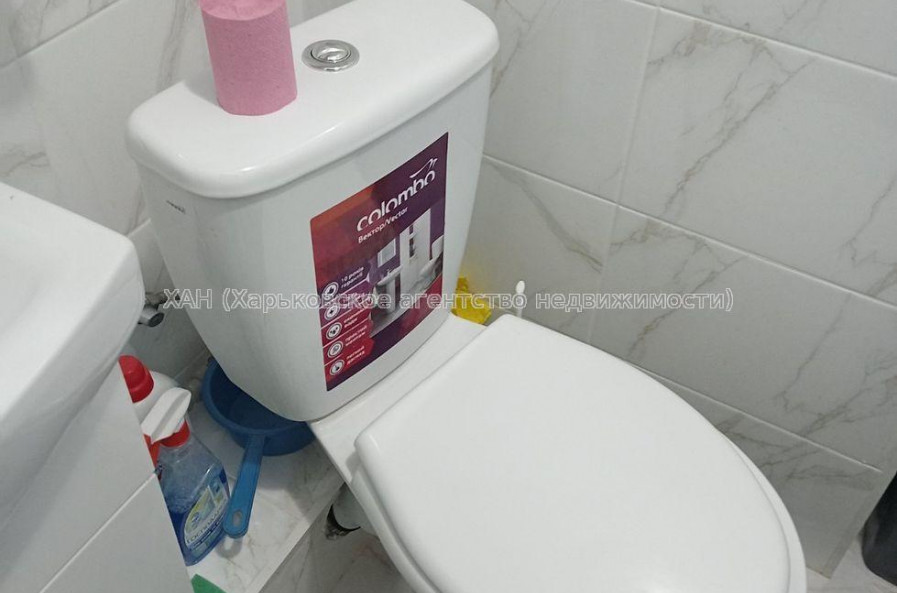Продам квартиру, Михайлика ул. , 1 кім., 23.30 м², капитальный ремонт 