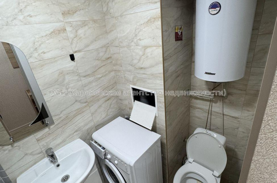 Продам квартиру, Героев Харькова просп. , 1  ком., 29 м², евроремонт 