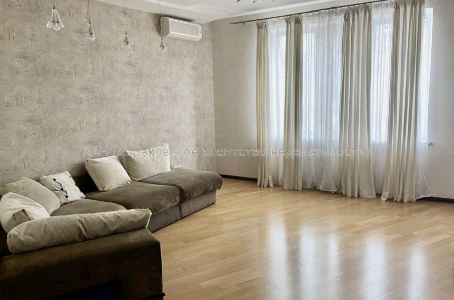 Продам квартиру, Данилевского ул. , 3 кім., 104 м², авторский дизайн 