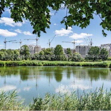 Продам квартиру, Шевченковский пер. , 1  ком., 41.19 м², без внутренних работ 