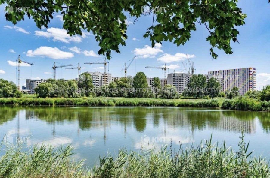 Продам квартиру, Шевченковский пер. , 1  ком., 41.19 м², без внутренних работ 