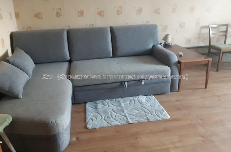 Продам квартиру, Пластичный пер. , 1  ком., 42.70 м², косметический ремонт 