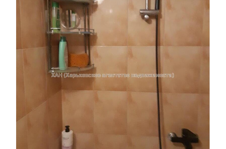 Продам квартиру, Пластичный пер. , 1  ком., 42.70 м², косметический ремонт 