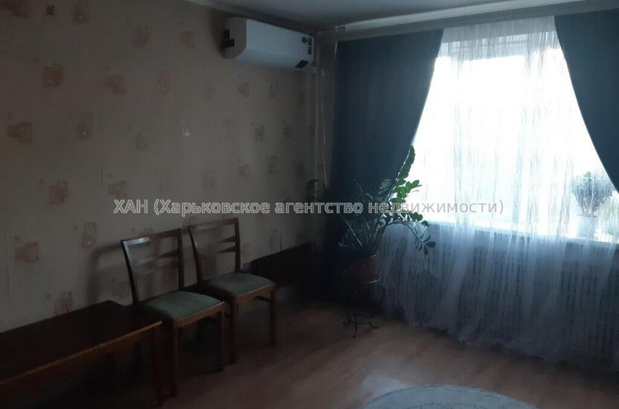 Продам квартиру, Пластичный пер. , 1  ком., 42.70 м², косметический ремонт 
