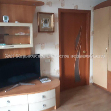 Продам квартиру, Пластичный пер. , 1  ком., 42.70 м², косметический ремонт 