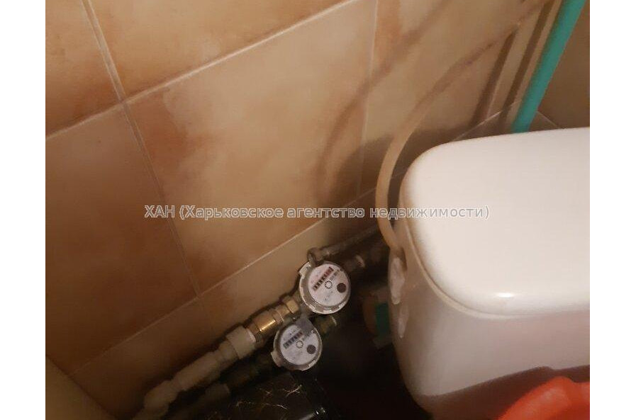 Продам квартиру, Пластичный пер. , 1  ком., 42.70 м², косметический ремонт 