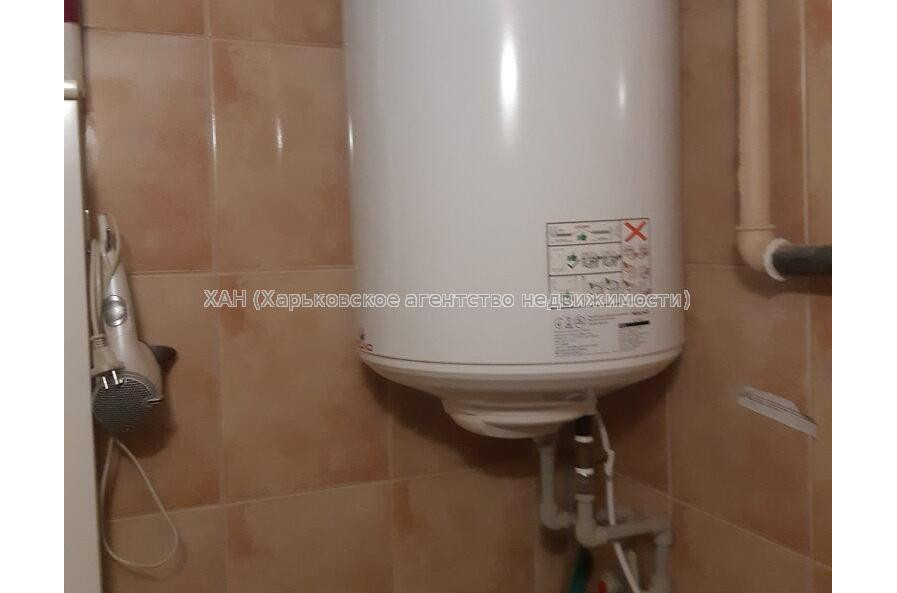 Продам квартиру, Пластичный пер. , 1  ком., 42.70 м², косметический ремонт 