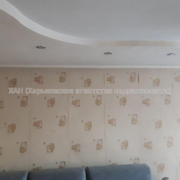 Продам квартиру, Пластичный пер. , 1  ком., 42.70 м², косметический ремонт 