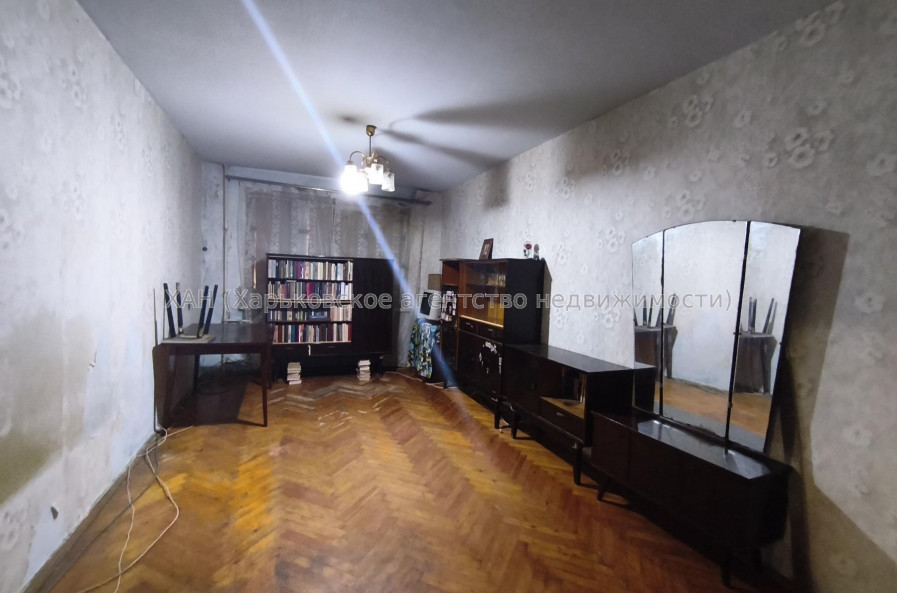 Продам квартиру, Непокоренных ул. , 2  ком., 44.30 м², без ремонта 