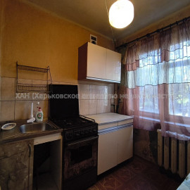Продам квартиру, Непокоренных ул. , 2 кім., 44.30 м², без ремонта