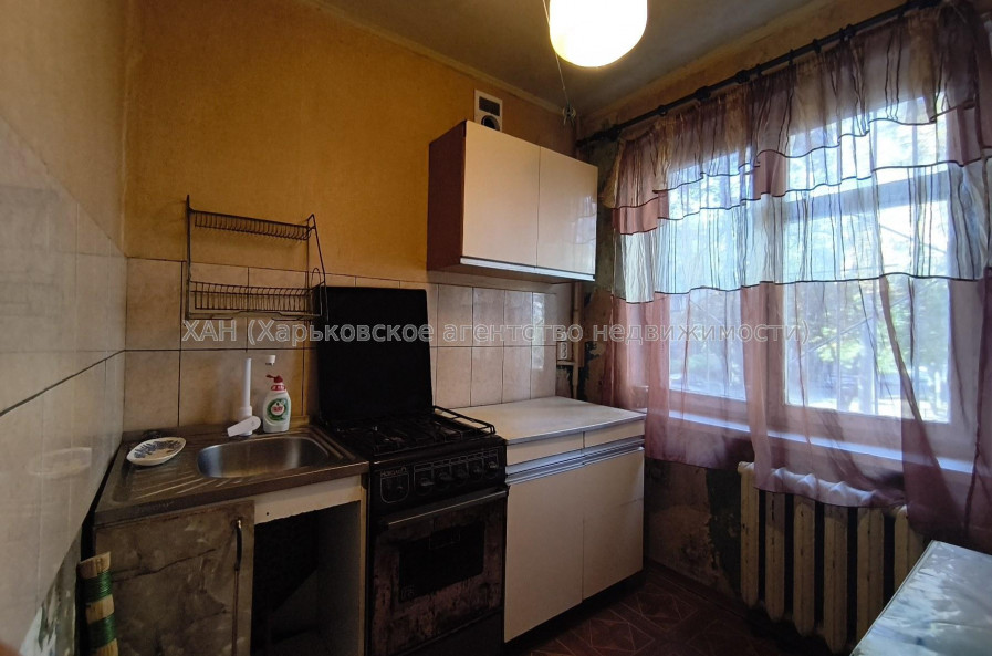 Продам квартиру, Непокоренных ул. , 2  ком., 44.30 м², без ремонта 