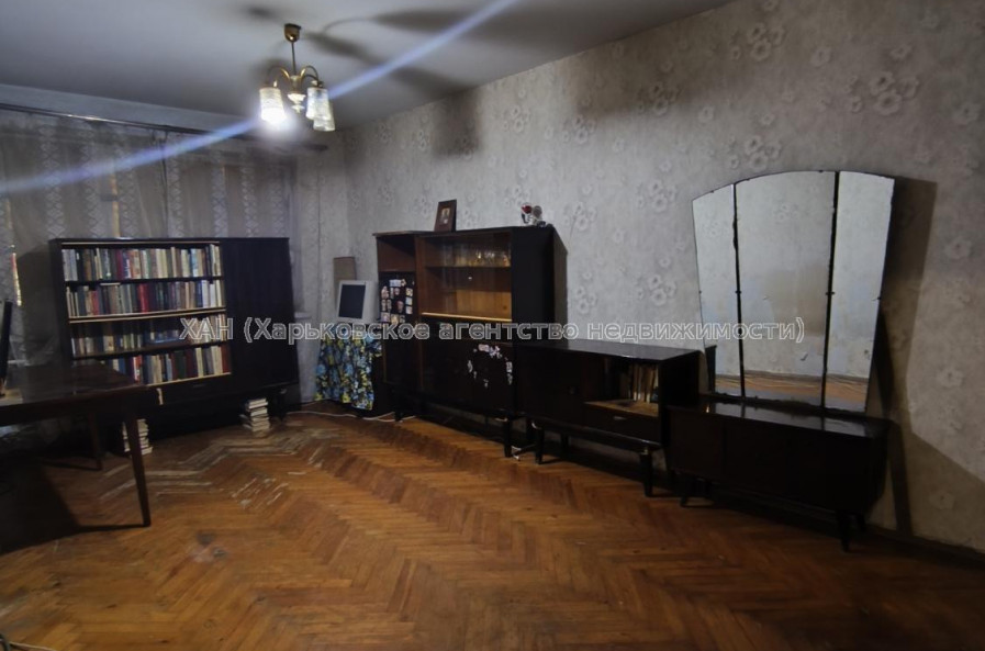 Продам квартиру, Непокоренных ул. , 2  ком., 44.30 м², без ремонта 