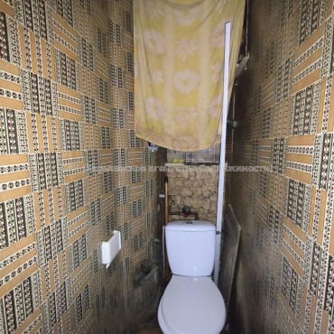 Продам квартиру, Непокоренных ул. , 2  ком., 44.30 м², без ремонта 