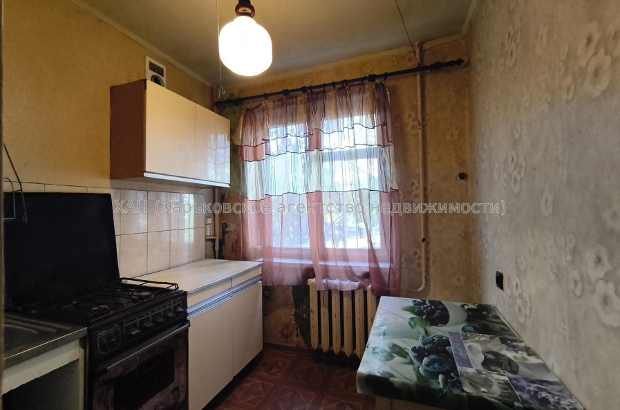 Продам квартиру, Непокоренных ул. , 2  ком., 44.30 м², без ремонта 