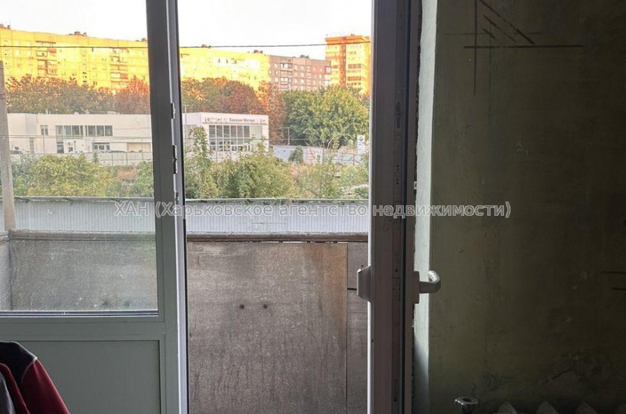 Продам квартиру, Аэрокосмический пр. , 2 кім., 55 м², советский ремонт 