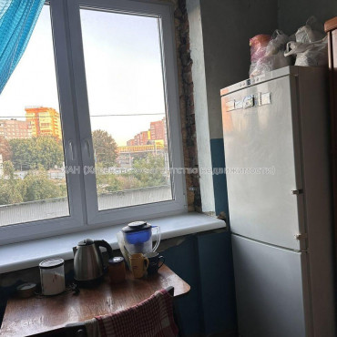 Продам квартиру, Аэрокосмический пр. , 2 кім., 55 м², советский ремонт 