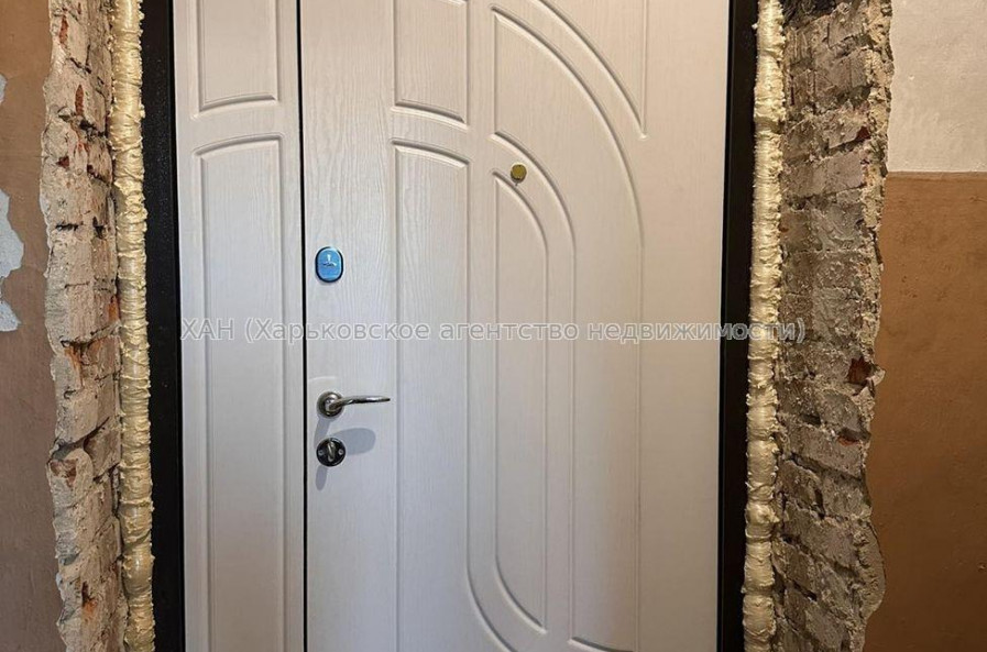 Продам квартиру, Аэрокосмический пр. , 2 кім., 55 м², советский ремонт 
