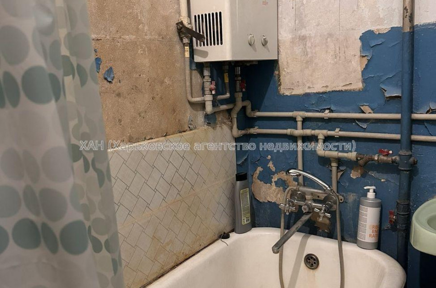 Продам квартиру, Аэрокосмический пр. , 2 кім., 55 м², советский ремонт 