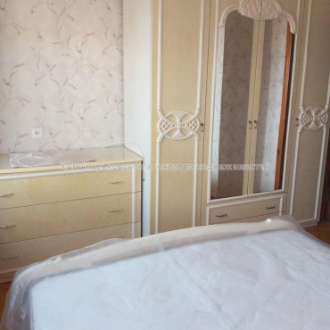 Продам квартиру, Майка Йохансена ул. , 2 кім., 66.20 м², капитальный ремонт 