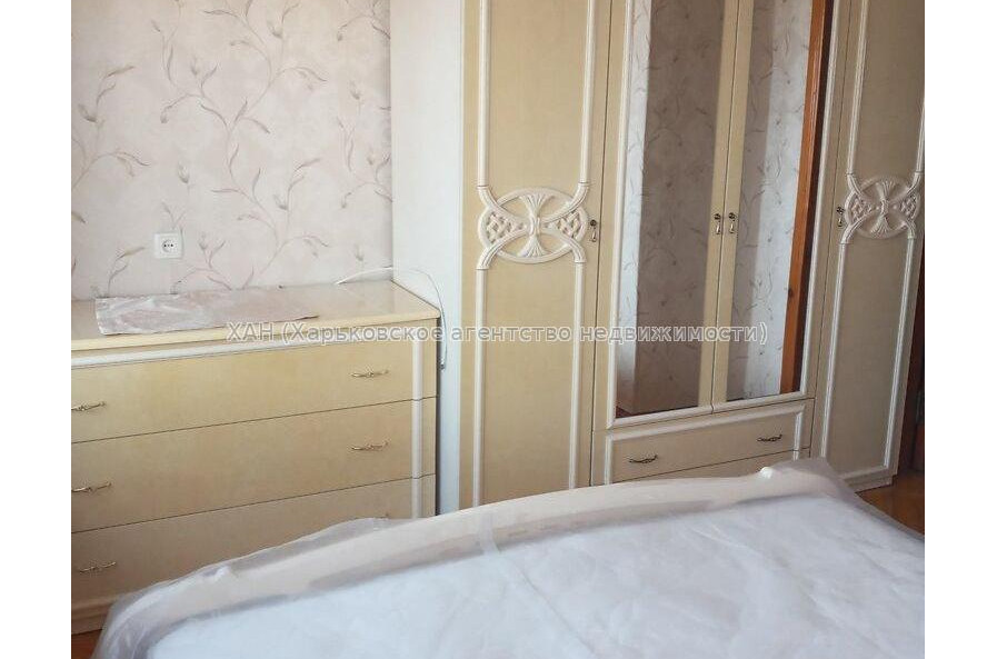 Продам квартиру, Майка Йохансена ул. , 2 кім., 66.20 м², капитальный ремонт 