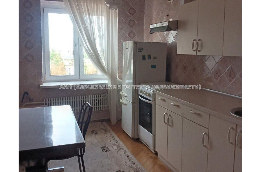 Продам квартиру, Майка Йохансена ул. , 2 кім., 66.20 м², капитальный ремонт 