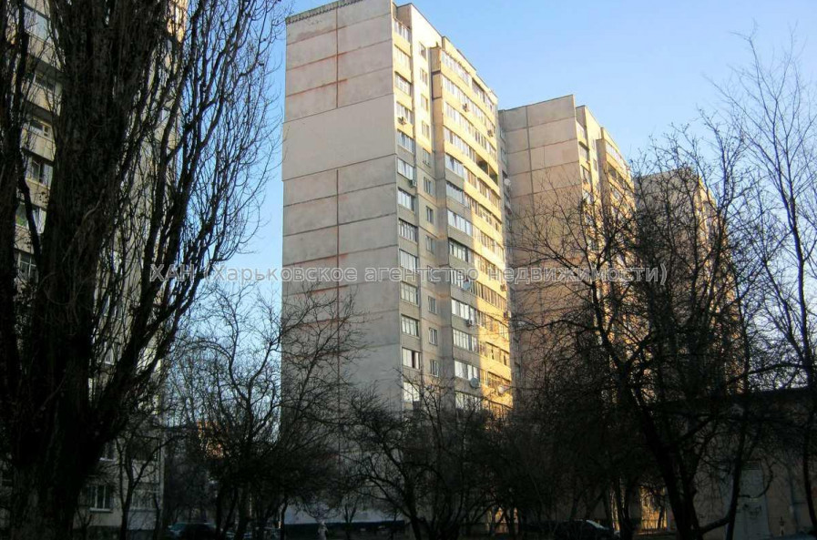Продам квартиру, Садовый проезд , 3 кім., 71 м², капитальный ремонт 