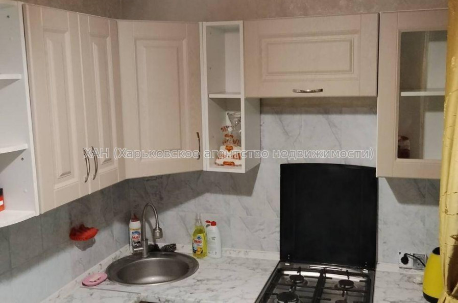 Продам квартиру, Ясная ул. , 2  ком., 47 м², капитальный ремонт 
