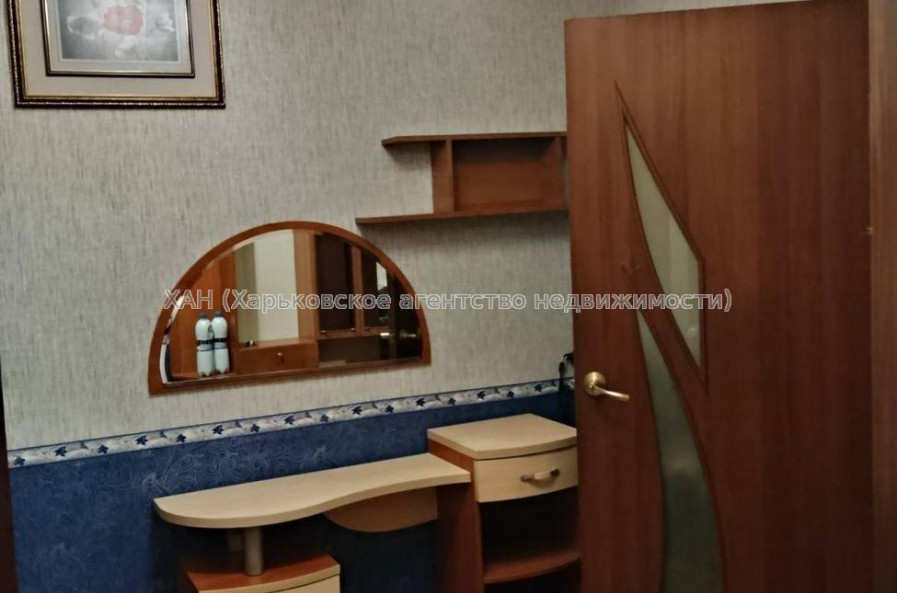 Продам квартиру, Ясная ул. , 2  ком., 47 м², капитальный ремонт 