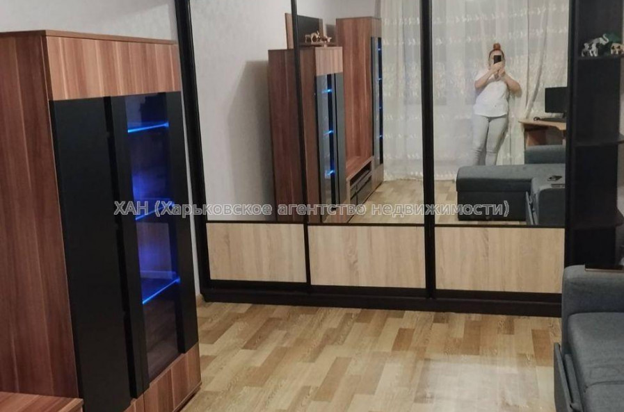 Продам квартиру, Ясная ул. , 2  ком., 47 м², капитальный ремонт 