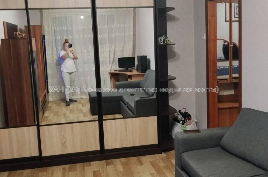 Продам квартиру, Ясная ул. , 2  ком., 47 м², капитальный ремонт 