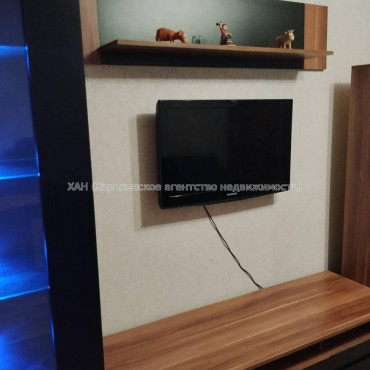 Продам квартиру, Ясная ул. , 2  ком., 47 м², капитальный ремонт 