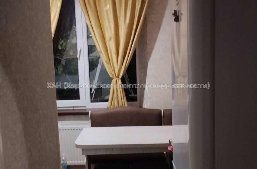 Продам квартиру, Ясная ул. , 2  ком., 47 м², капитальный ремонт 
