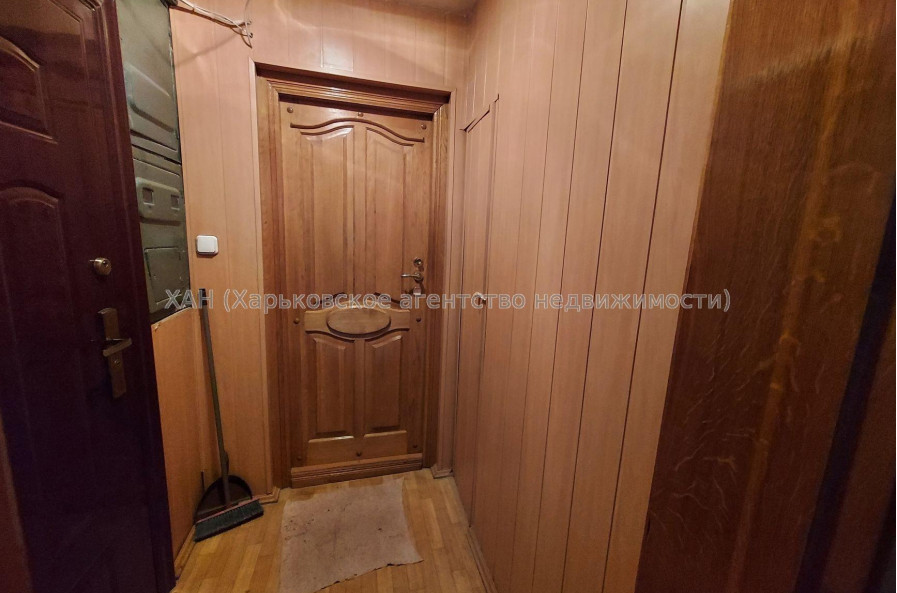 Продам квартиру, Аэрокосмический пр. , 3  ком., 64.30 м², косметический ремонт 