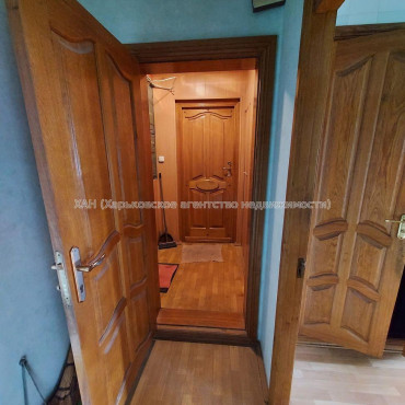 Продам квартиру, Аэрокосмический пр. , 3  ком., 64.30 м², косметический ремонт 