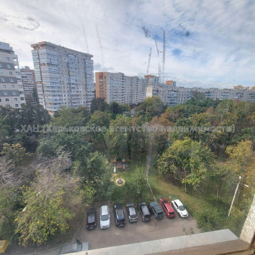 Продам квартиру, Аэрокосмический пр. , 3  ком., 64.30 м², косметический ремонт 