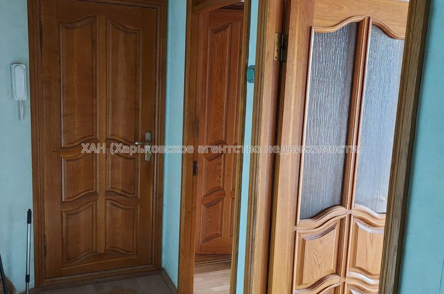 Продам квартиру, Аэрокосмический пр. , 3  ком., 64.30 м², косметический ремонт 