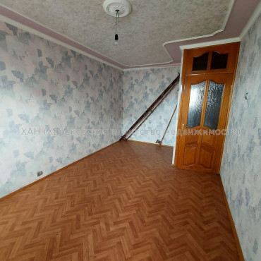 Продам квартиру, Аэрокосмический пр. , 3  ком., 64.30 м², косметический ремонт 