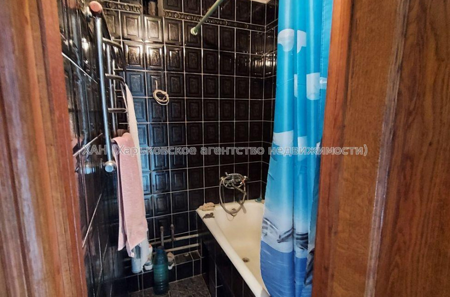 Продам квартиру, Аэрокосмический пр. , 3  ком., 64.30 м², косметический ремонт 