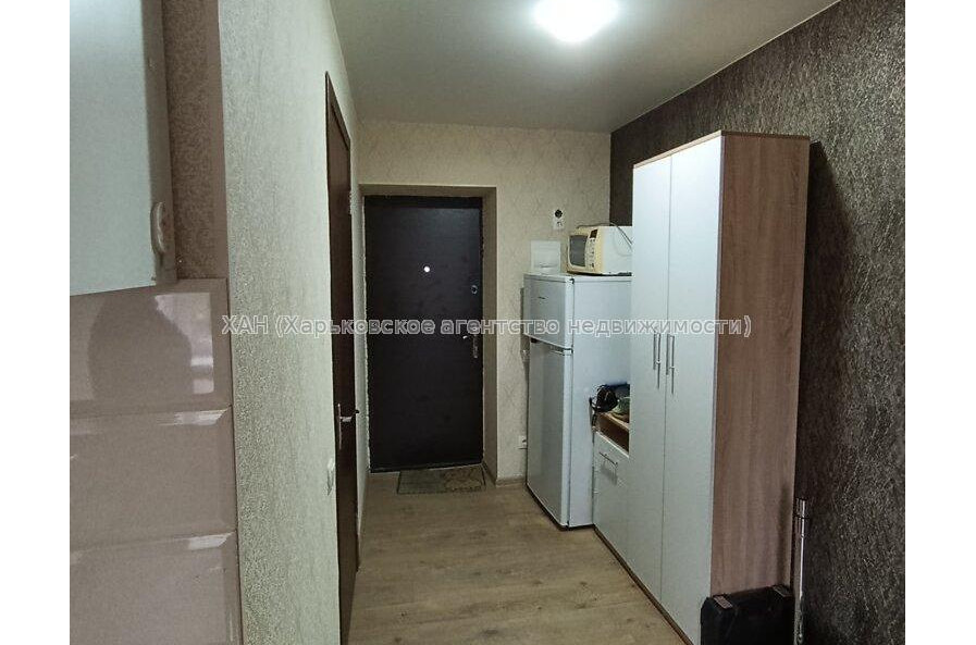 Продам квартиру, Александра Орлова ул. , 1  ком., 18 м², капитальный ремонт 